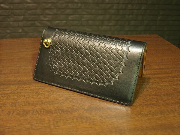 CALEE/キャリー ウォレットご紹介【EMBOSSING LEATHER LONG WALLET 