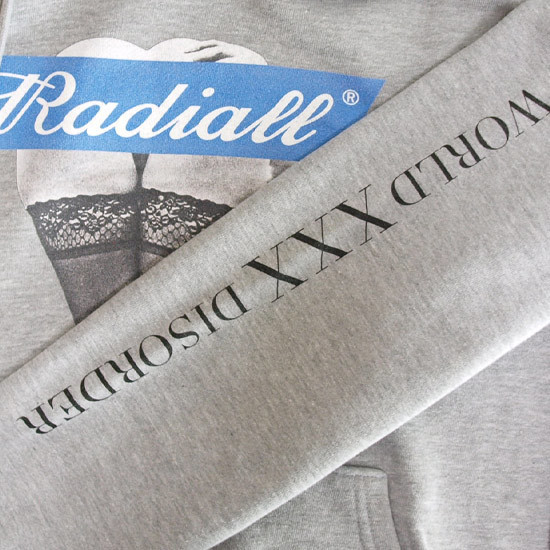 mansrain_hoodie4.jpg