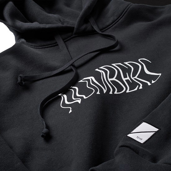 yinyang_hooded2.jpg
